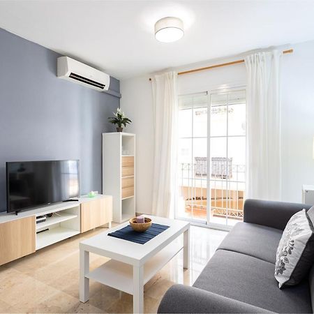 Holidays2Malaga Capuchinos French Balconies, Private Parking, Wifi & Air Con المظهر الخارجي الصورة