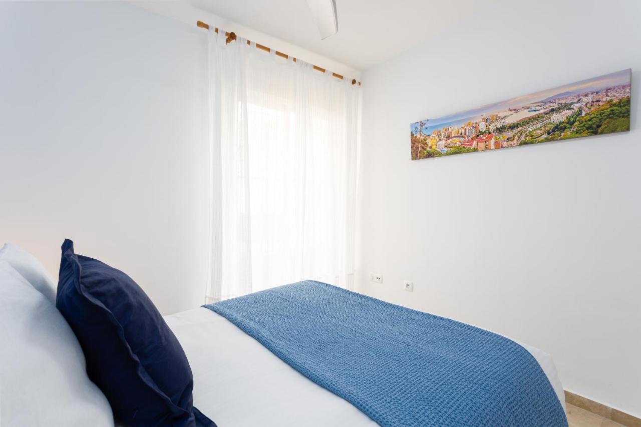 Holidays2Malaga Capuchinos French Balconies, Private Parking, Wifi & Air Con المظهر الخارجي الصورة
